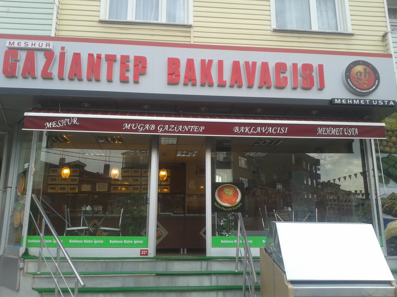 PEKŞEN BRANDA TENTE