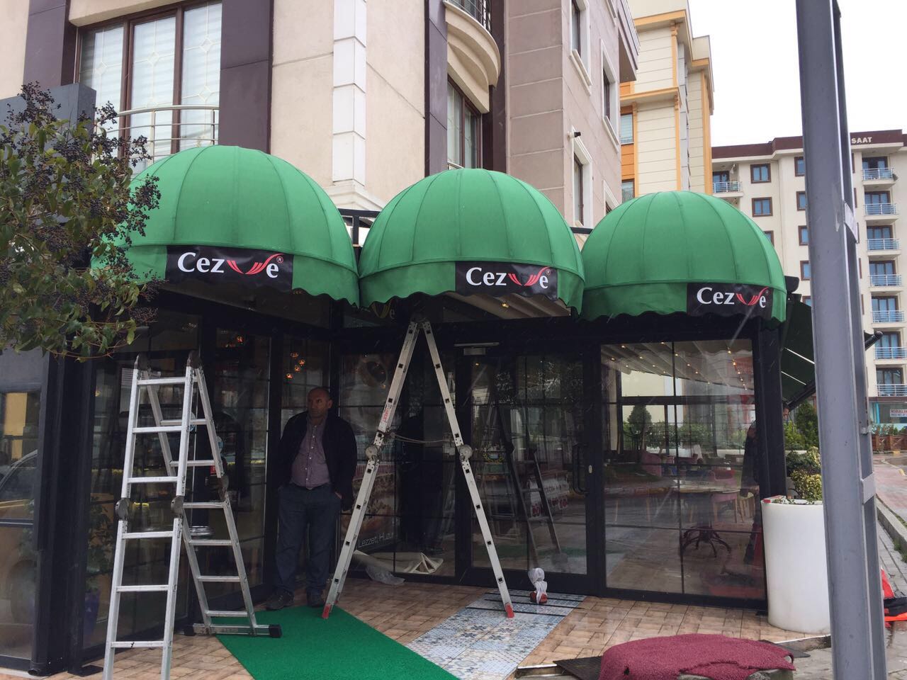 PEKŞEN BRANDA TENTE