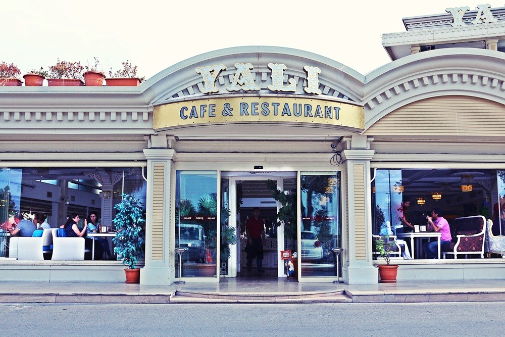 YALI CAFE